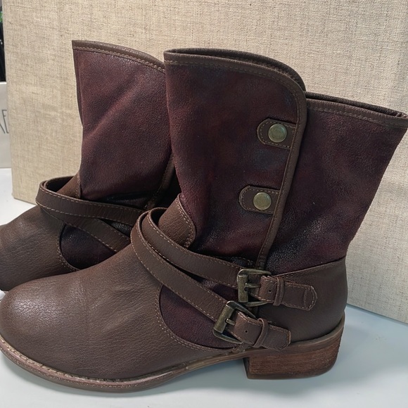 Ladies winter boots. Brown leather - Picture 2 of 7